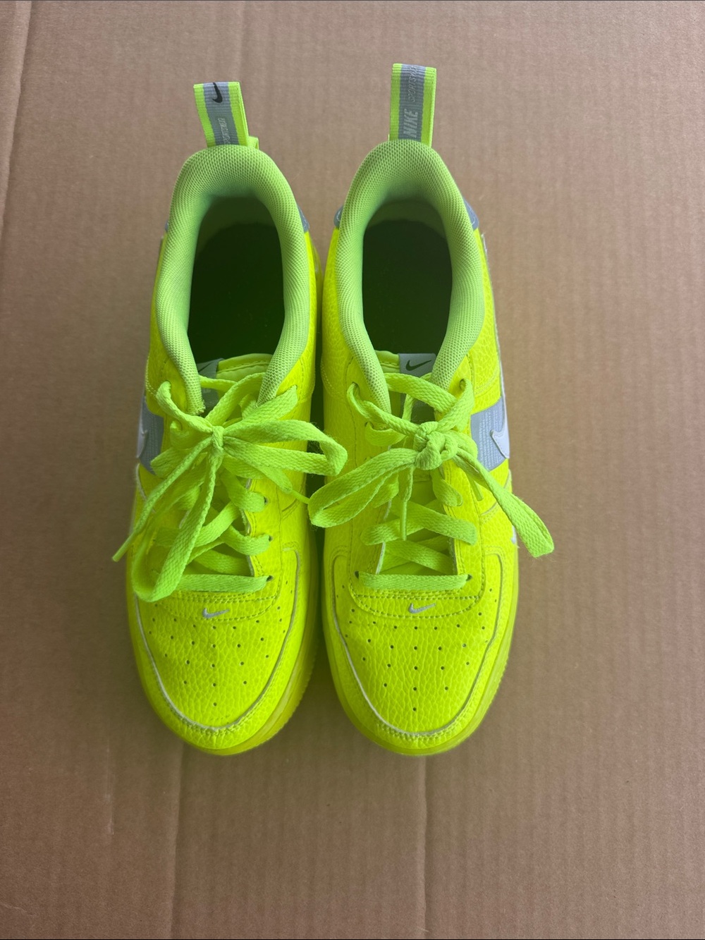 Nike Neon Yellow Youth Athletic Sneakers Rare